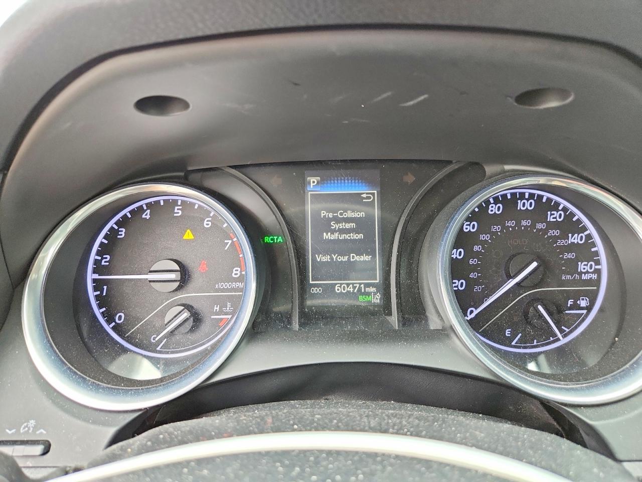2019 Toyota Camry Se - zdjęcie 9