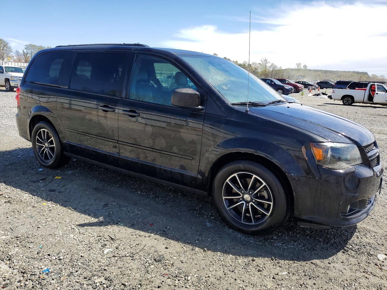 2016 Dodge Grand Caravan R - zdjęcie 4