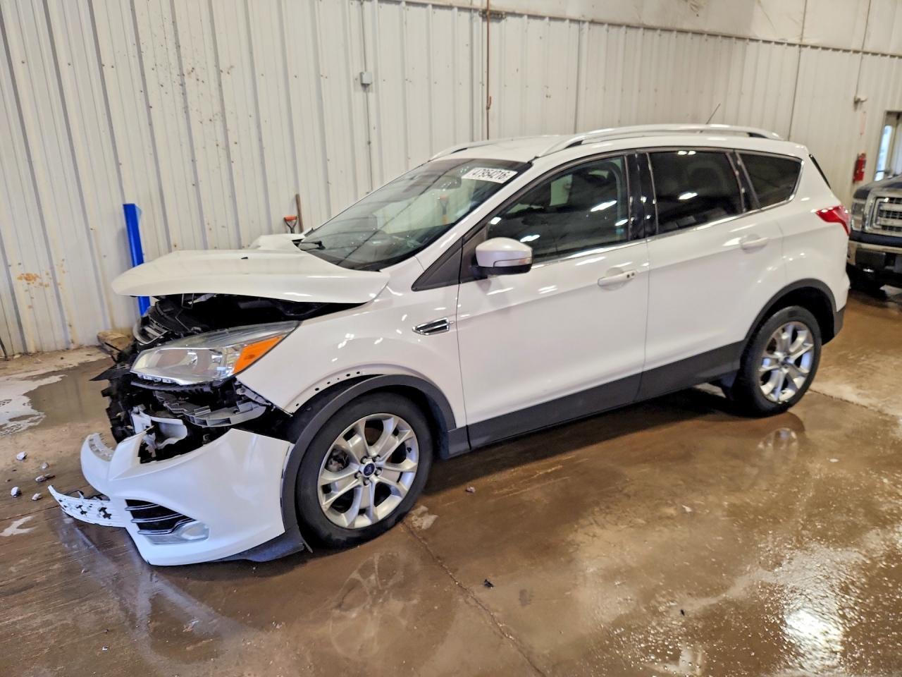 2014 Ford Escape Titanium - zdjęcie główne