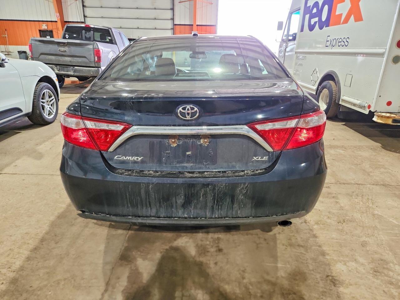 2015 Toyota Camry Xle - zdjęcie 6
