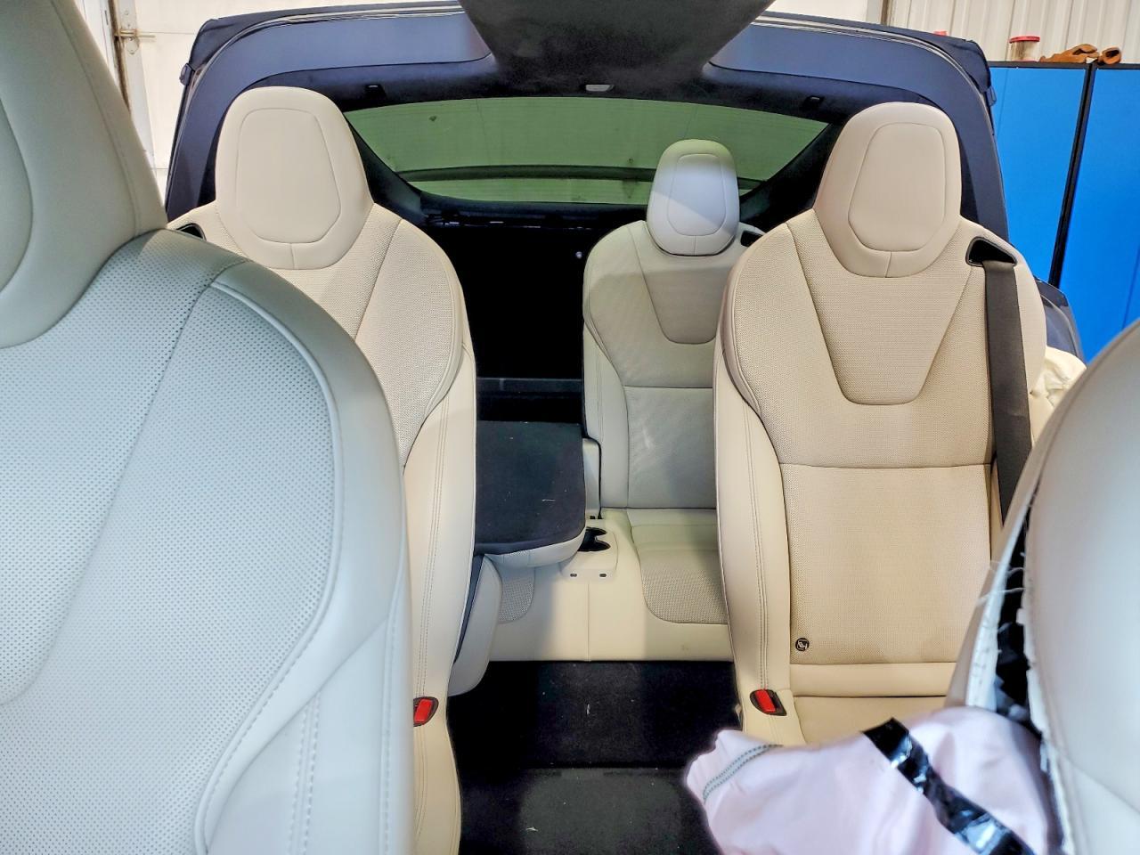 2023 Tesla Model X - zdjęcie 10