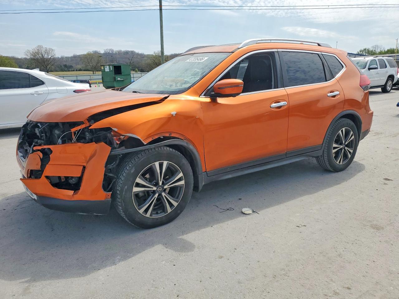 2019 Nissan Rogue Sv - zdjęcie główne