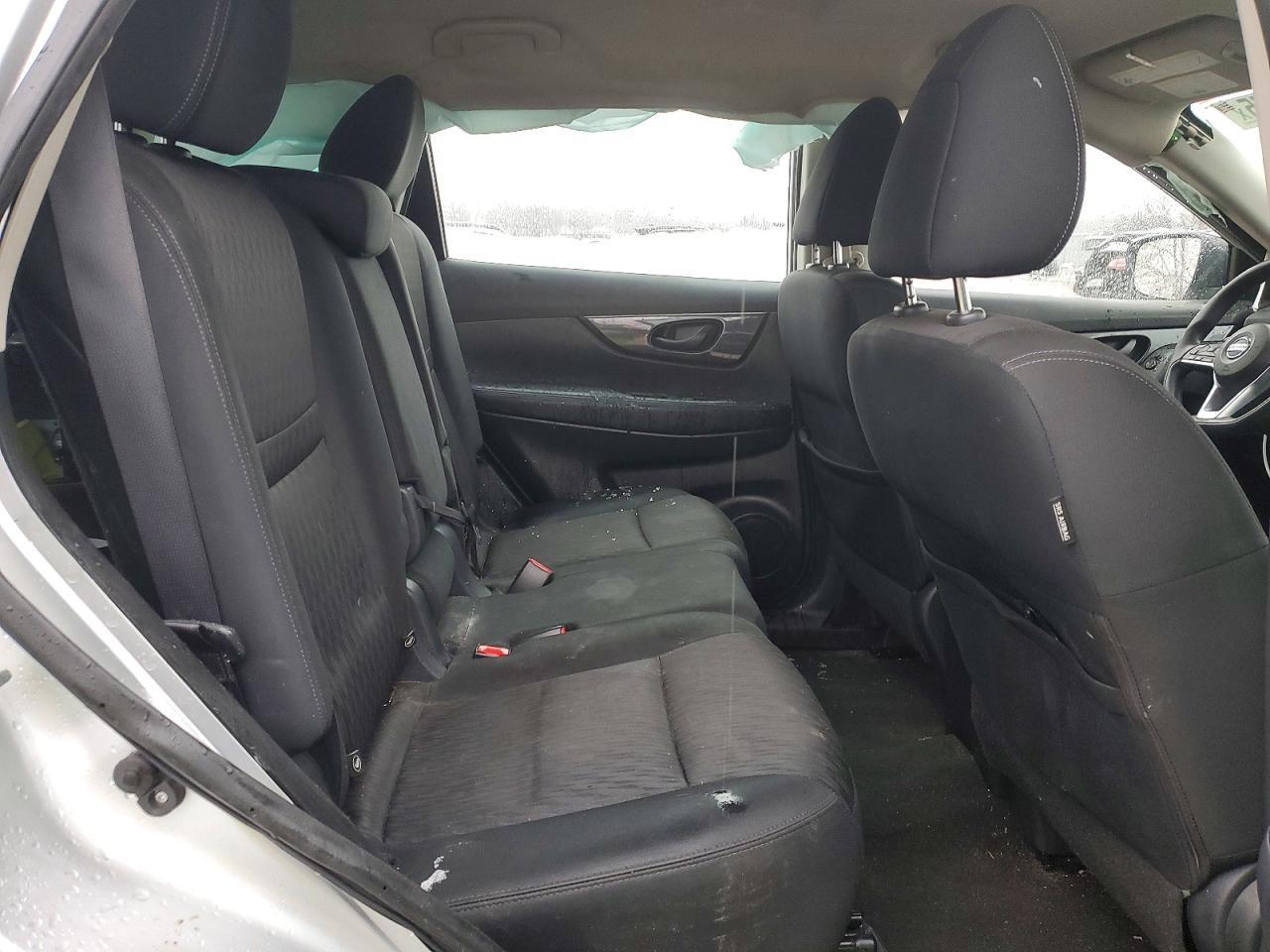 2019 Nissan Rogue S - zdjęcie 11