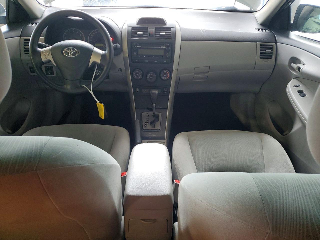 2013 Toyota Corolla L - zdjęcie 8