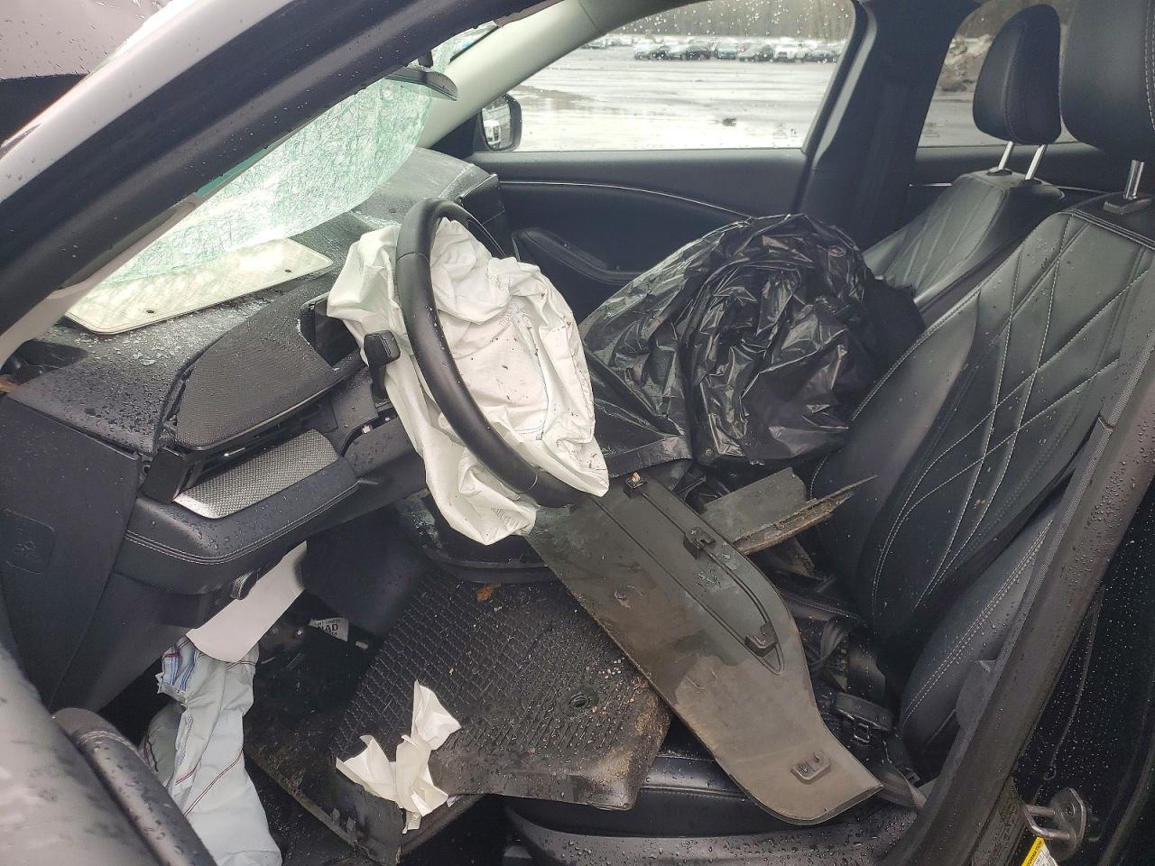 2022 Ford Mustang Mach-E Select - zdjęcie 7