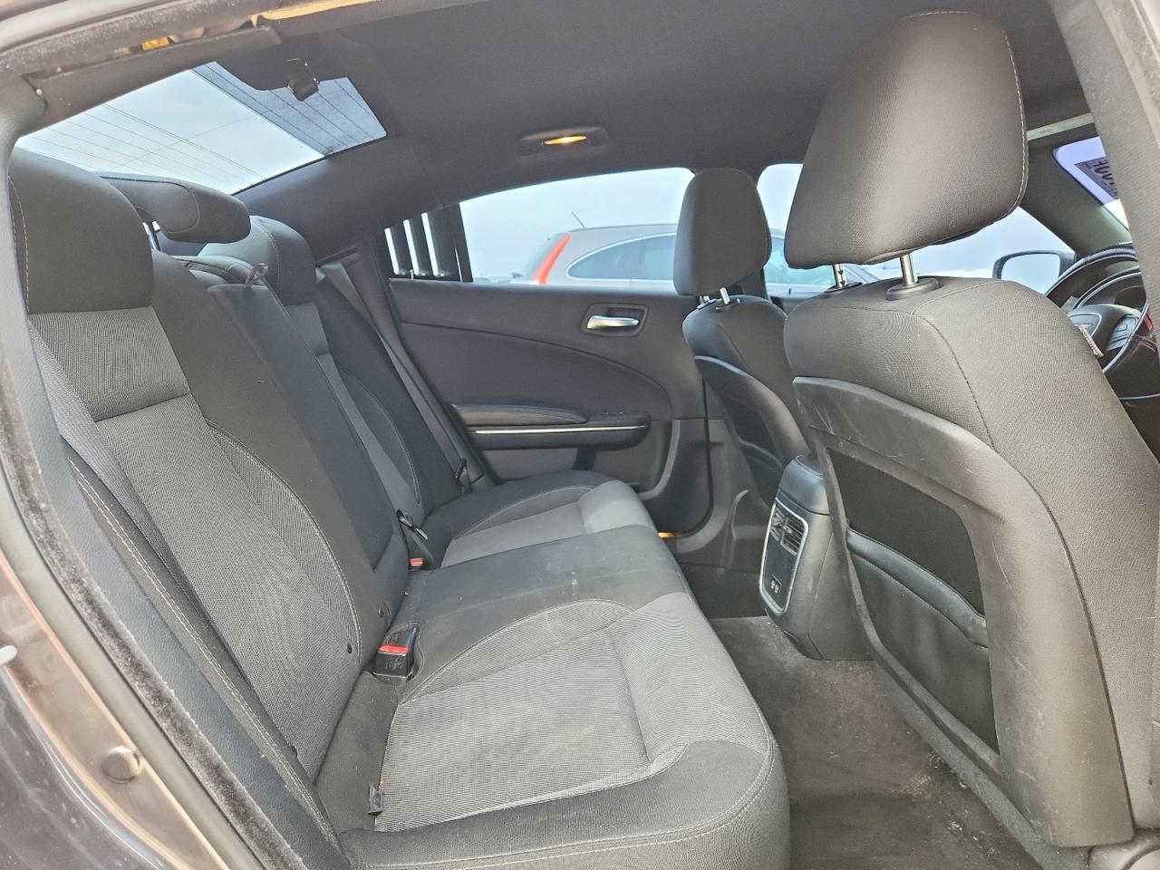 2016 Dodge Charger Se - zdjęcie 10