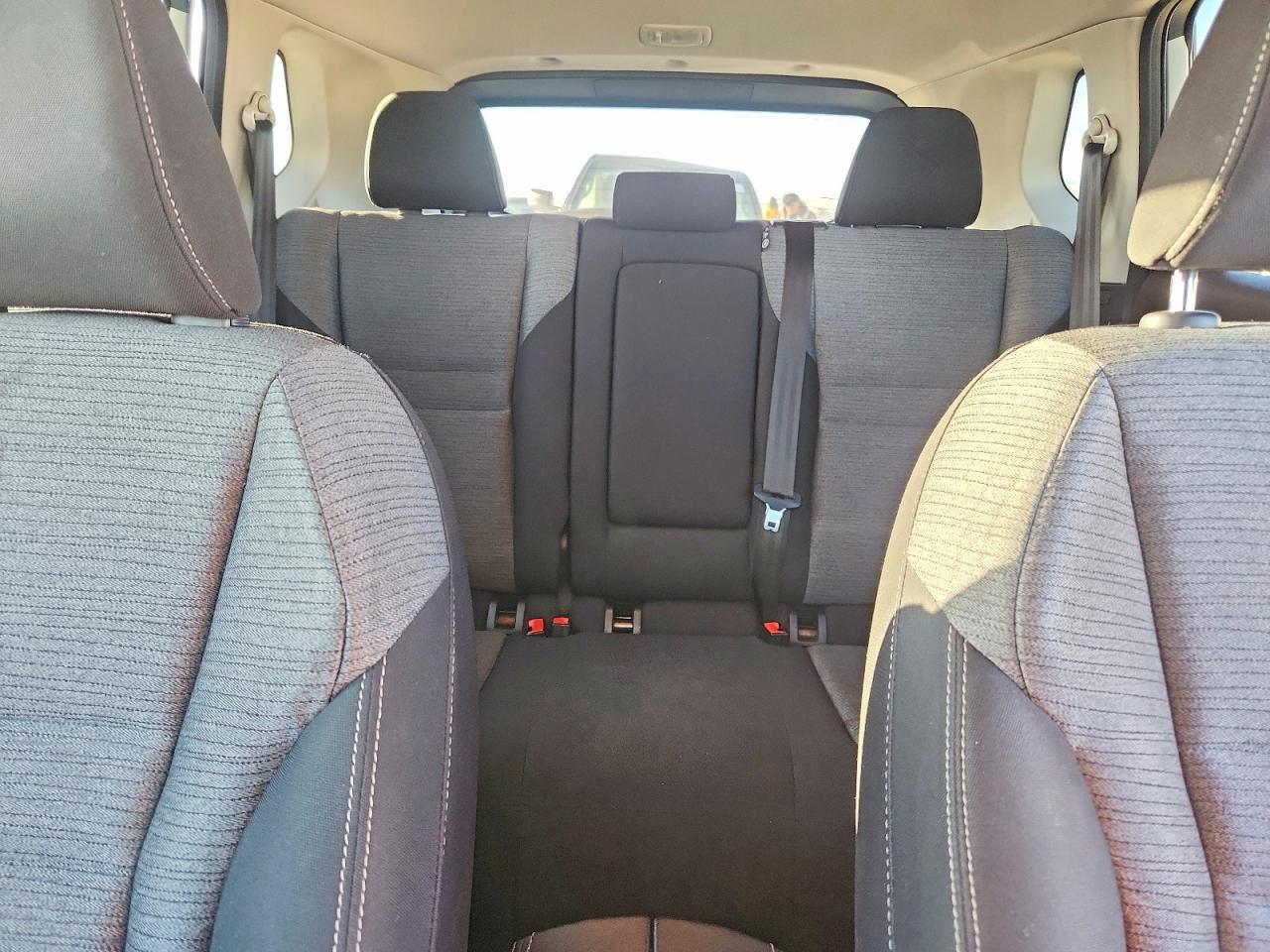 2022 Nissan Rogue Sv - zdjęcie 10