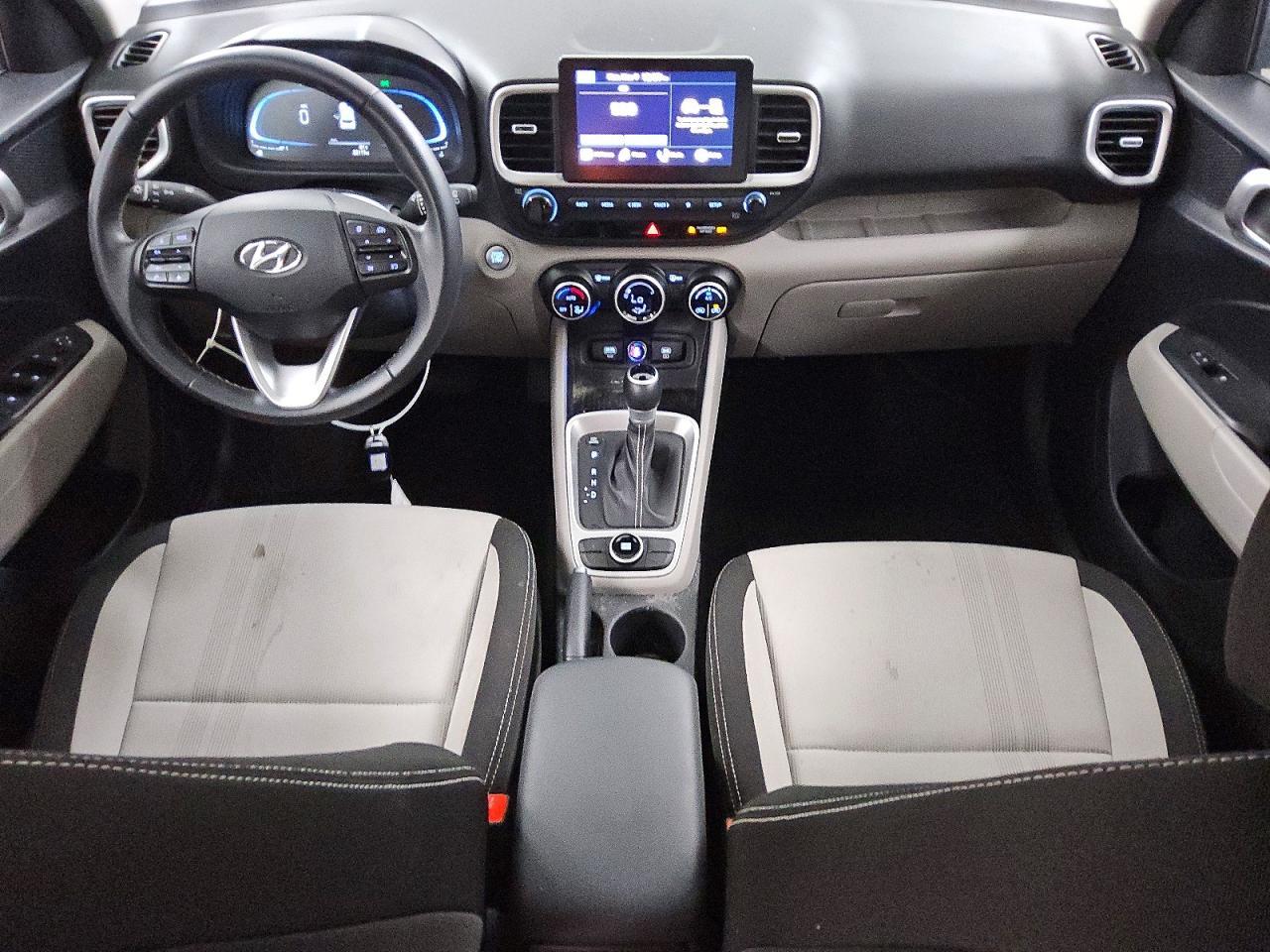 2025 Hyundai Venue Sel - zdjęcie 8