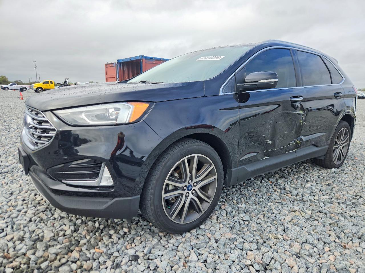 2019 Ford Edge Titanium - zdjęcie główne