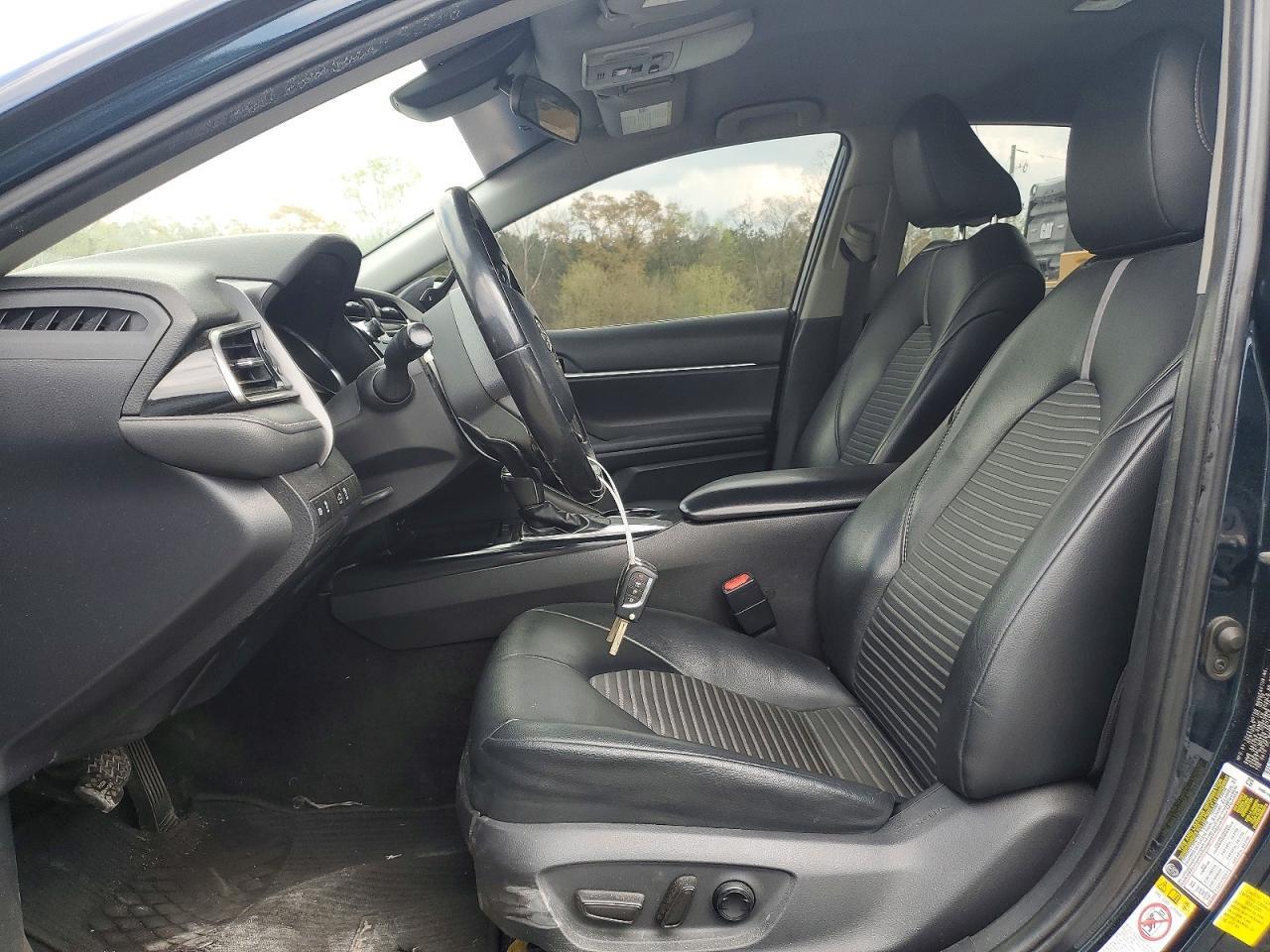 2019 Toyota Camry Se - zdjęcie 7