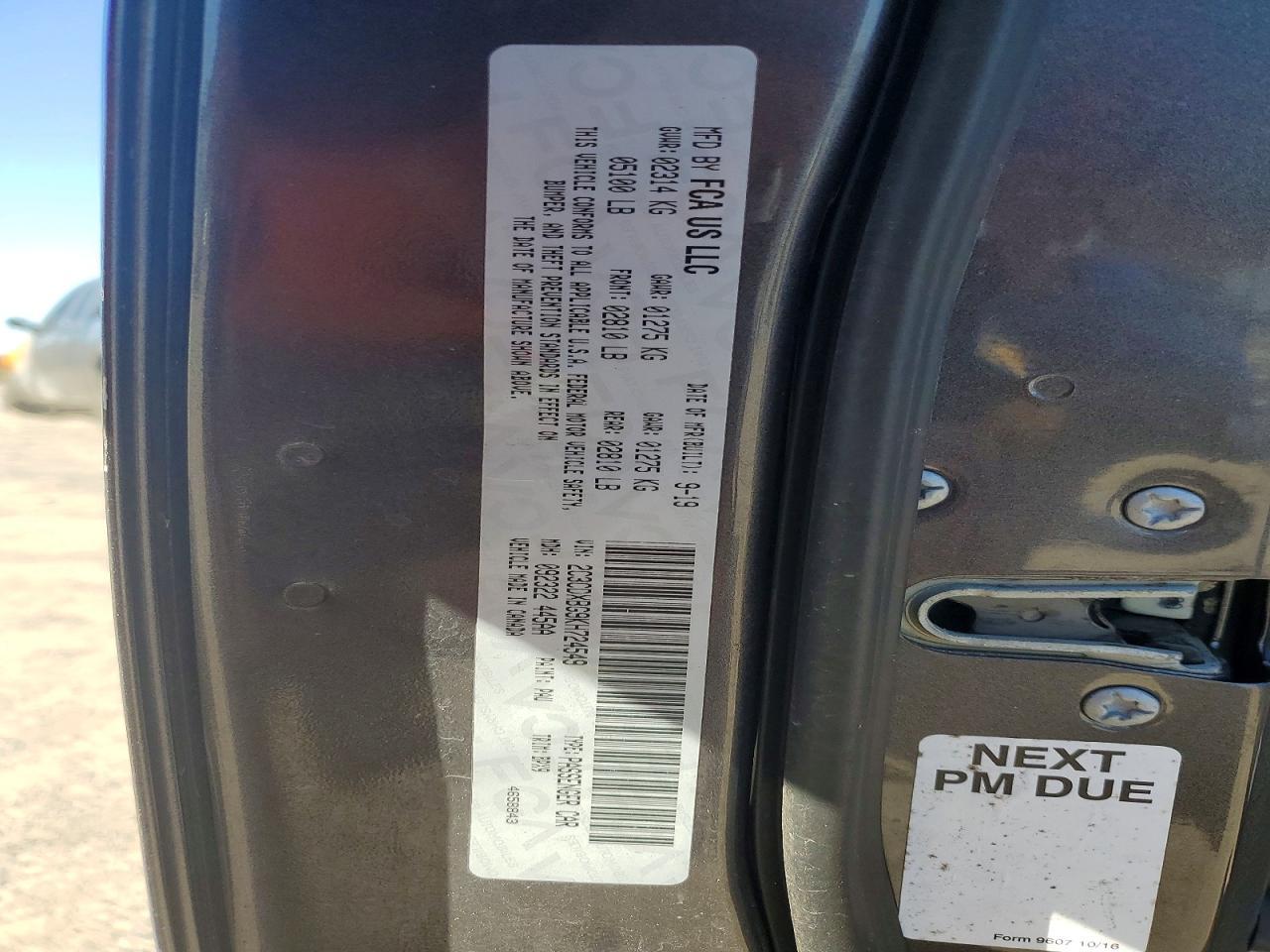 2019 Dodge Charger - zdjęcie 12