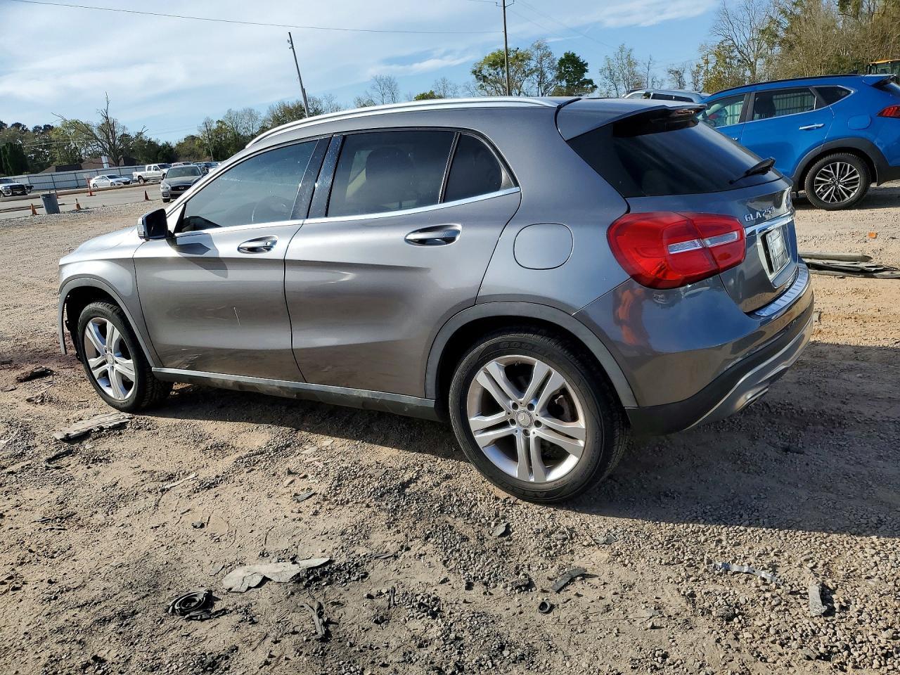2015 Mercedes-Benz Gla 250 - zdjęcie 2