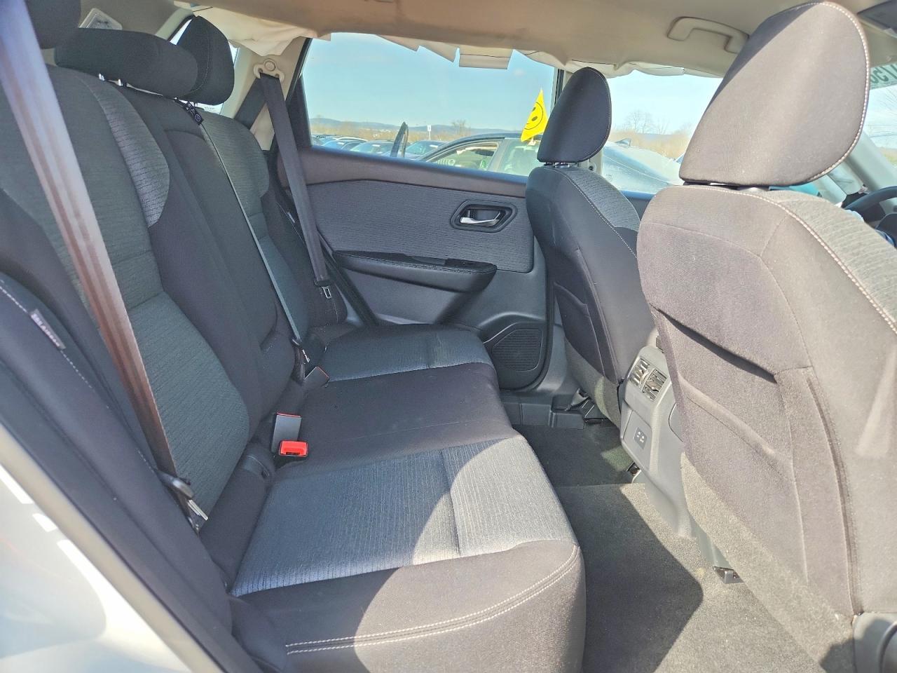 2021 Nissan Rogue Sv - zdjęcie 10