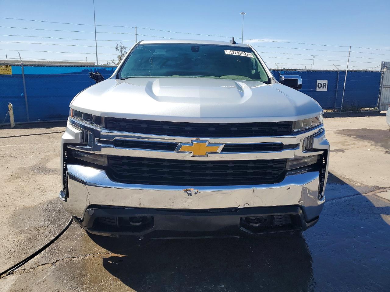 2020 Chevrolet Silverado K1500 Lt - zdjęcie 5
