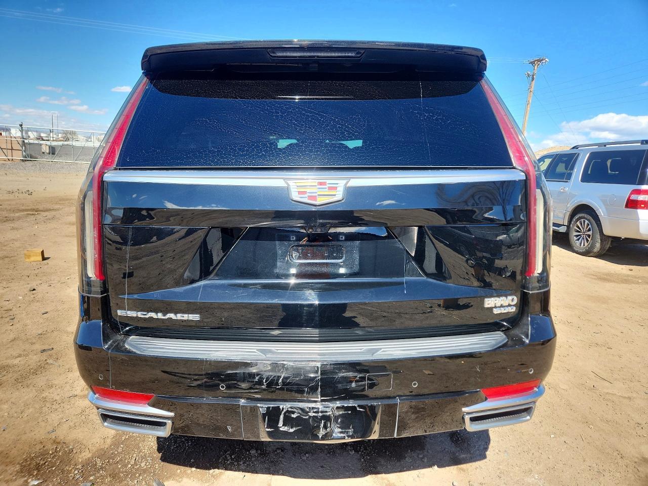 2021 Cadillac Escalade Premium Luxury - zdjęcie 6