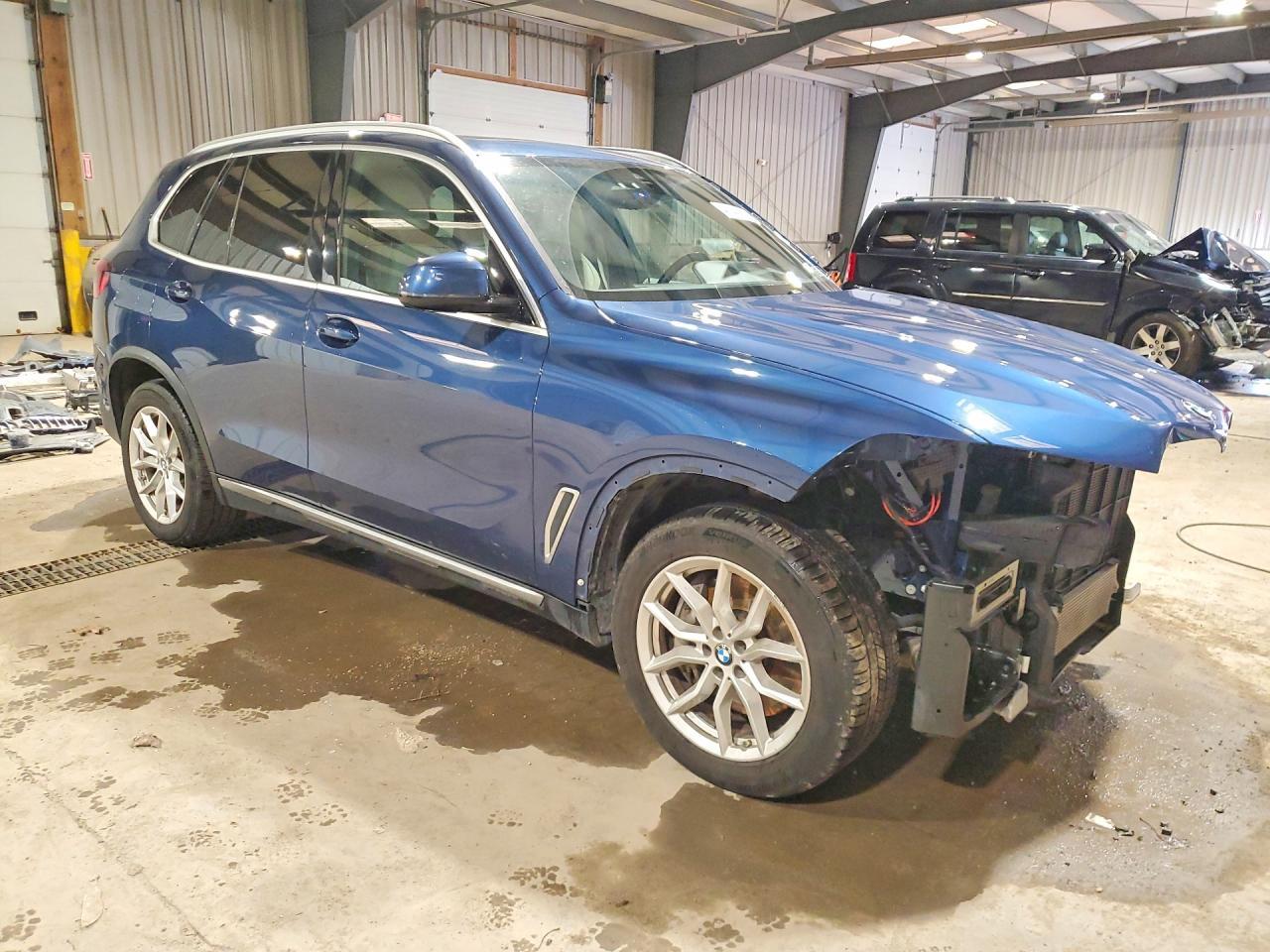 2021 BMW X5 - zdjęcie 4