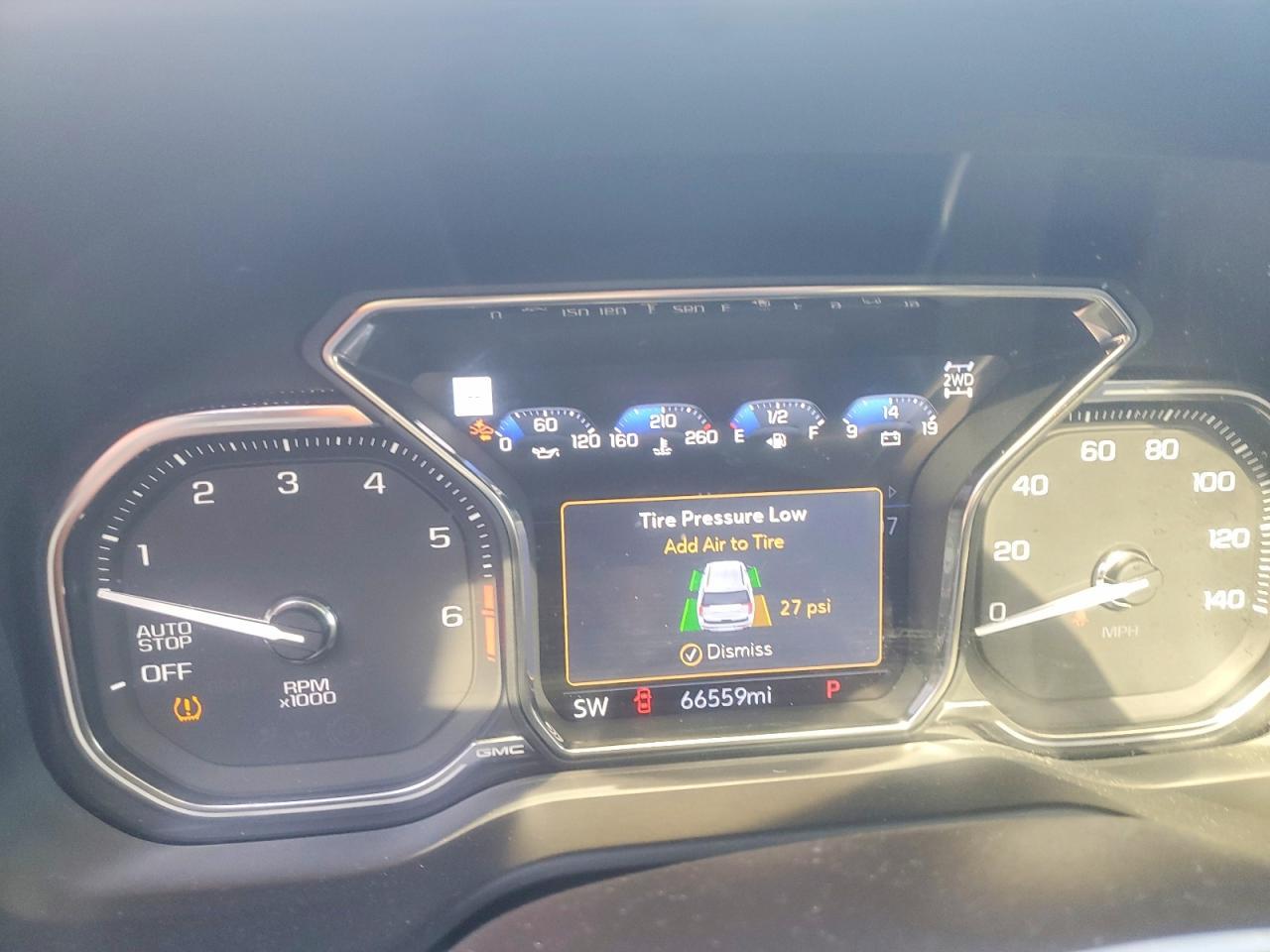 2021 GMC Yukon Denali - zdjęcie 9