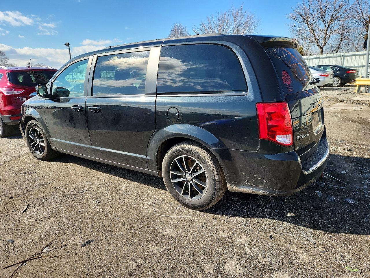 2019 Dodge Grand Caravan Gt - zdjęcie 2