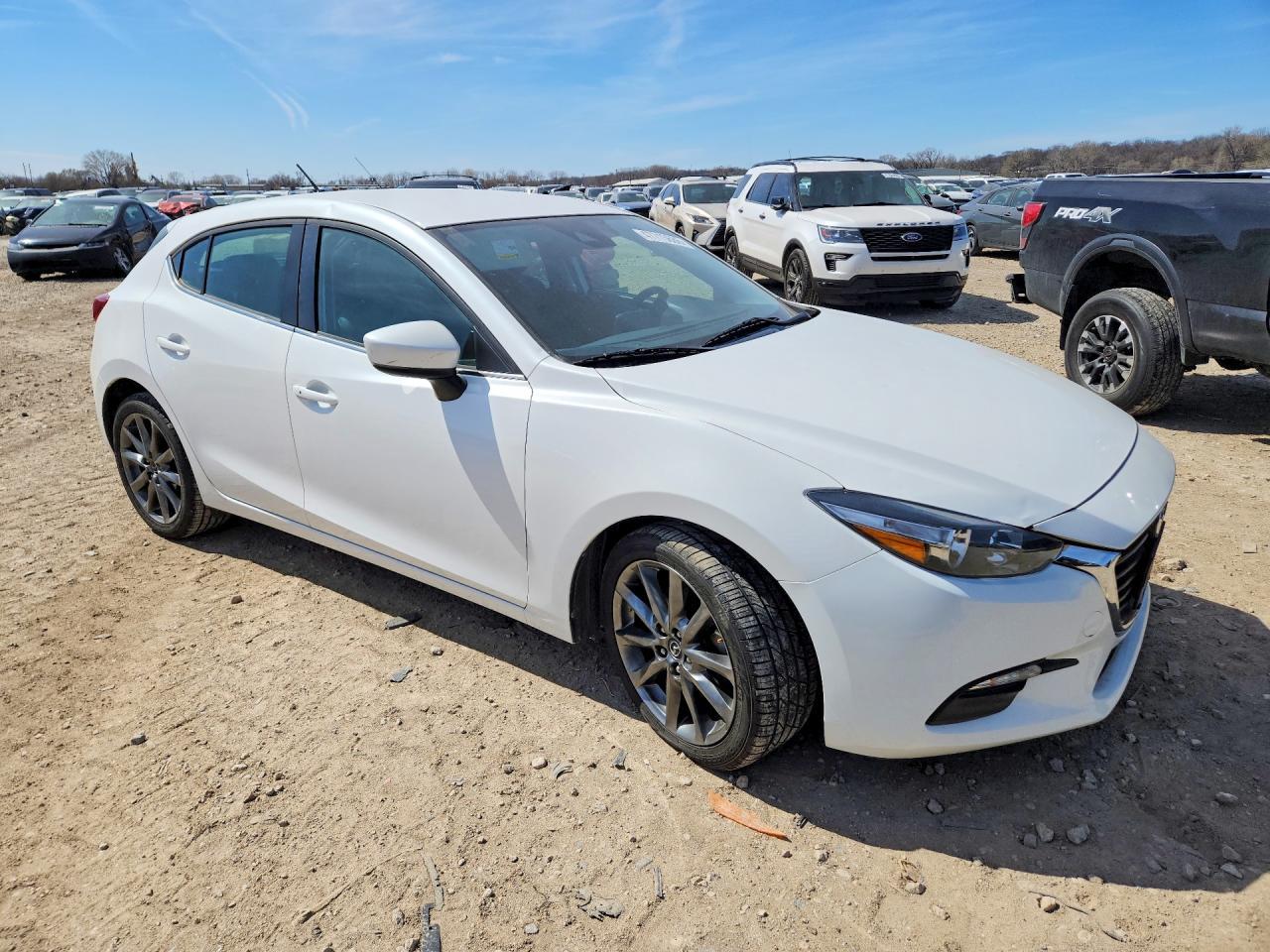 2018 Mazda 3 Touring - zdjęcie 4
