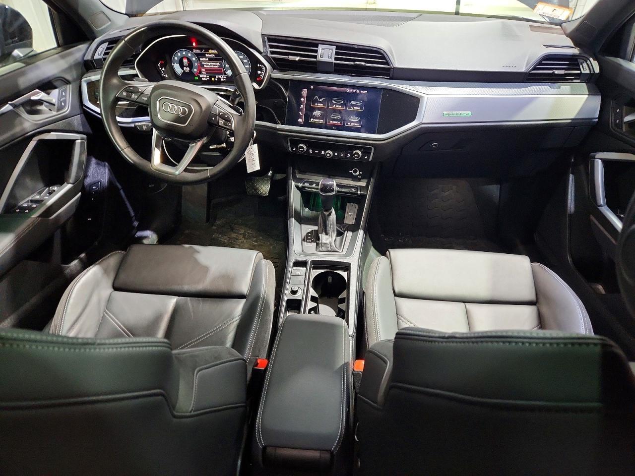 2022 Audi Q3 Premium Plus S Line 45 - zdjęcie 8