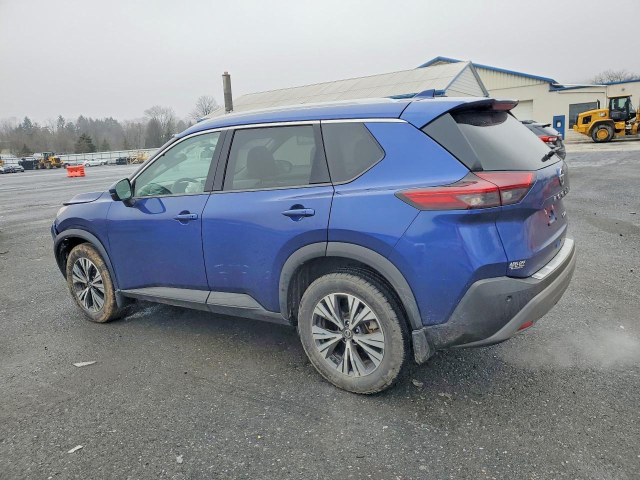 2021 Nissan Rogue Sv - zdjęcie 2