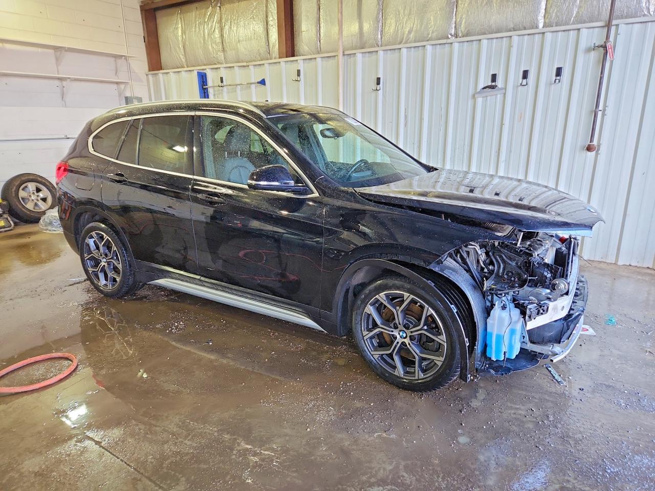 2021 BMW X1 xDrive28I - zdjęcie 4