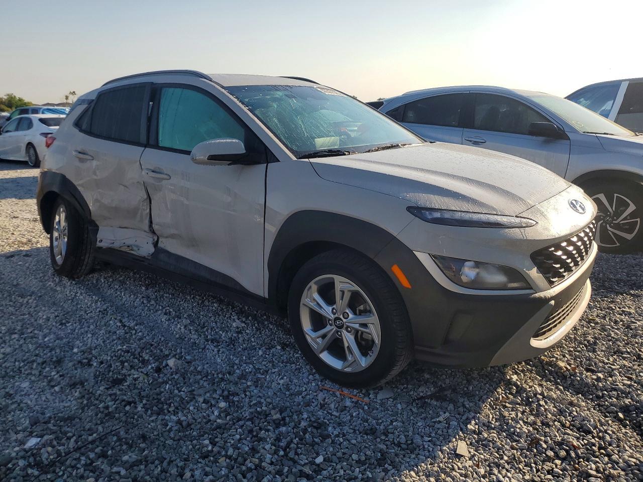 2023 Hyundai Kona Sel - zdjęcie 4