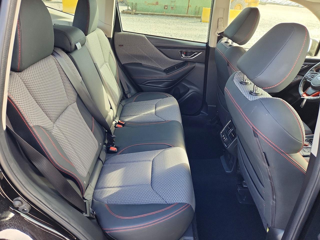 2023 Subaru Forester Sport - zdjęcie 11