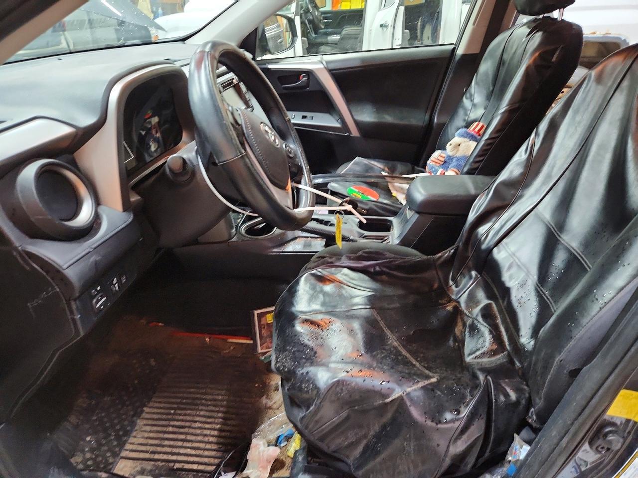 2017 Toyota Rav4 Le - zdjęcie 7