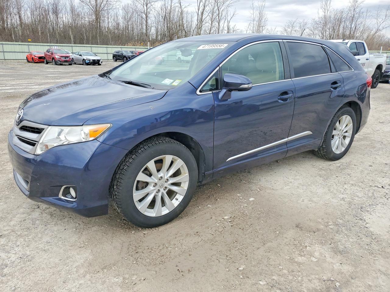 2015 Toyota Venza Le - zdjęcie główne