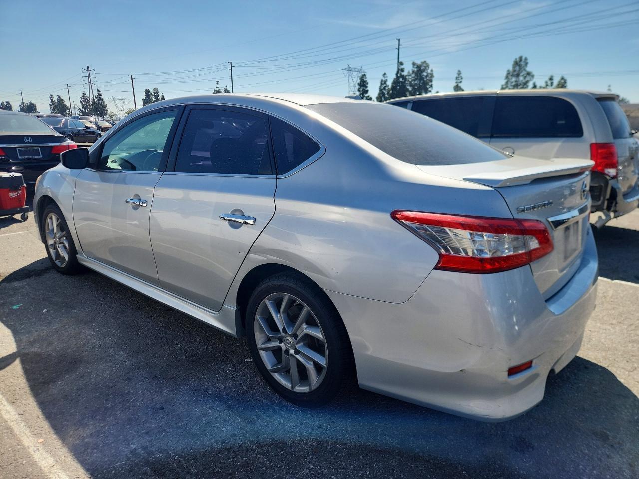 2013 Nissan Sentra S - zdjęcie 2