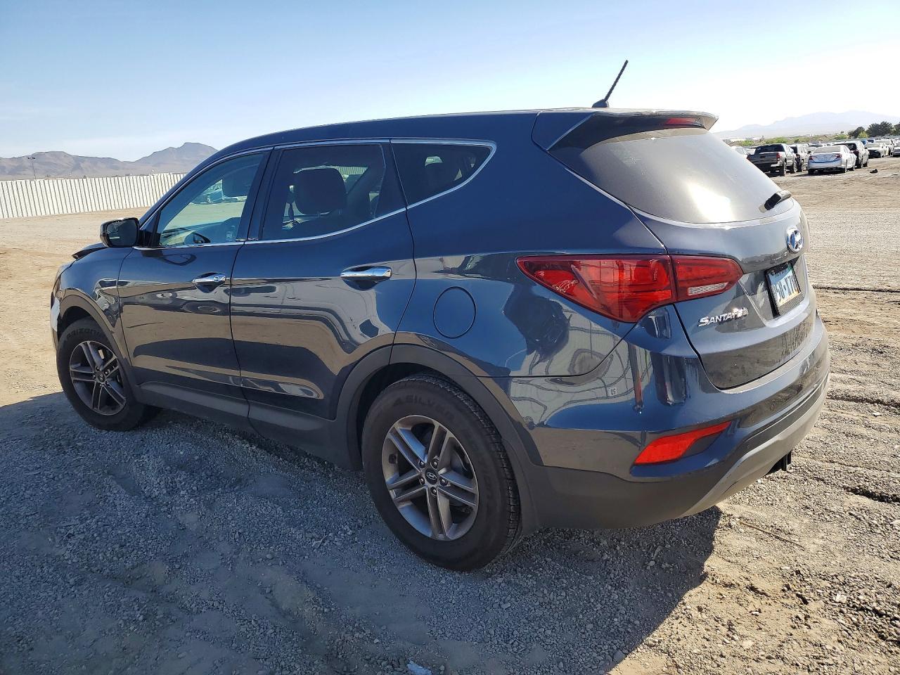 2018 Hyundai Santa Fe Sport 2.4L - zdjęcie 2
