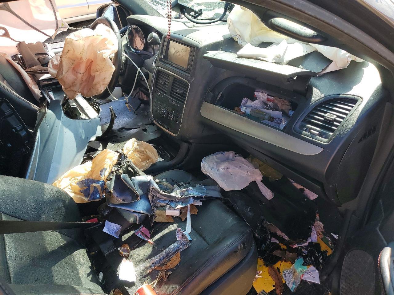 2017 Dodge Grand Caravan Gt - zdjęcie 8