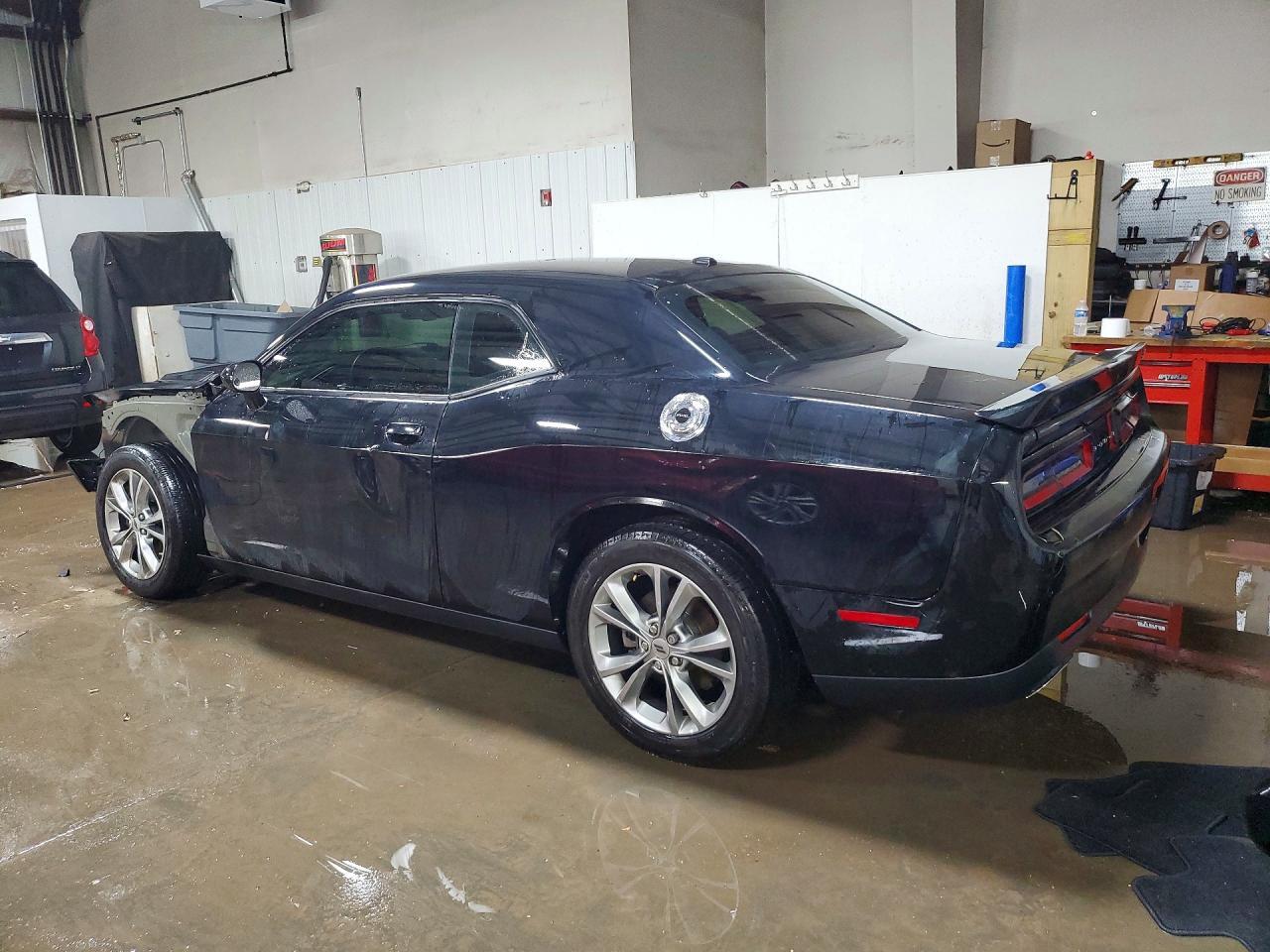 2020 Dodge Challenger Sxt - zdjęcie 2
