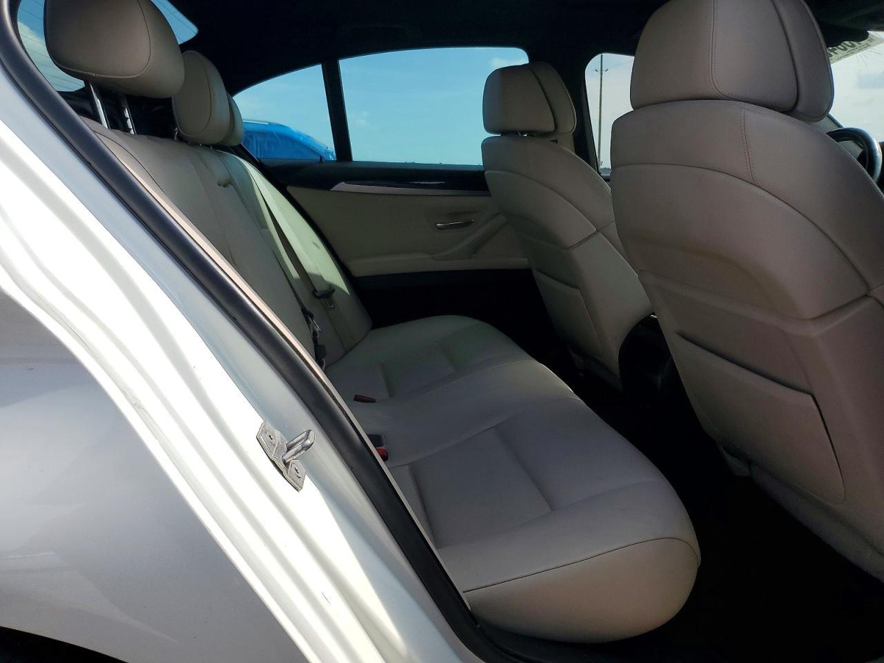 2013 BMW 528 I - zdjęcie 10