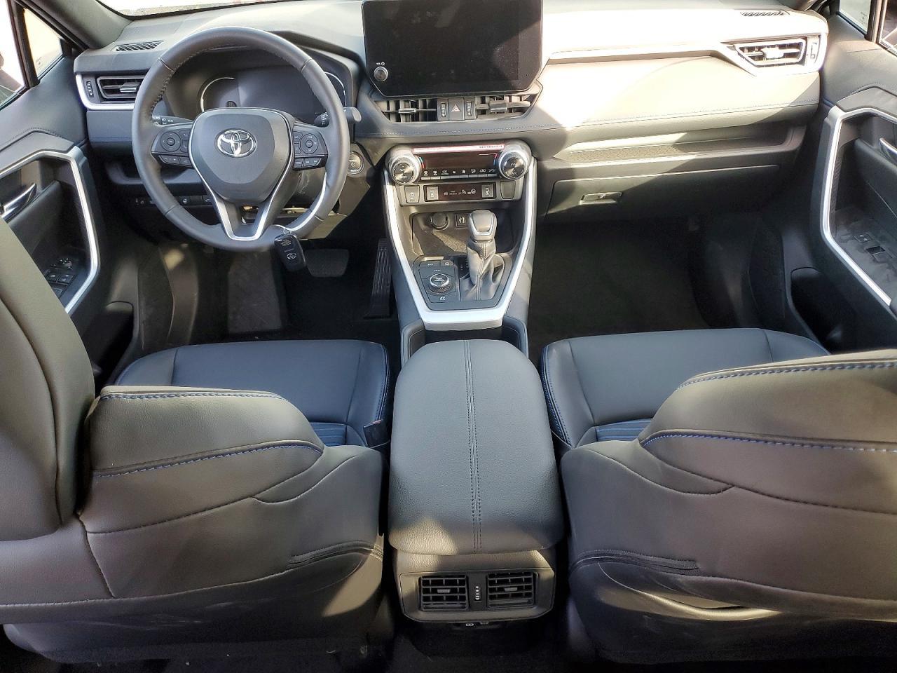 2024 Toyota Rav4 Hybrid Xse - zdjęcie 8