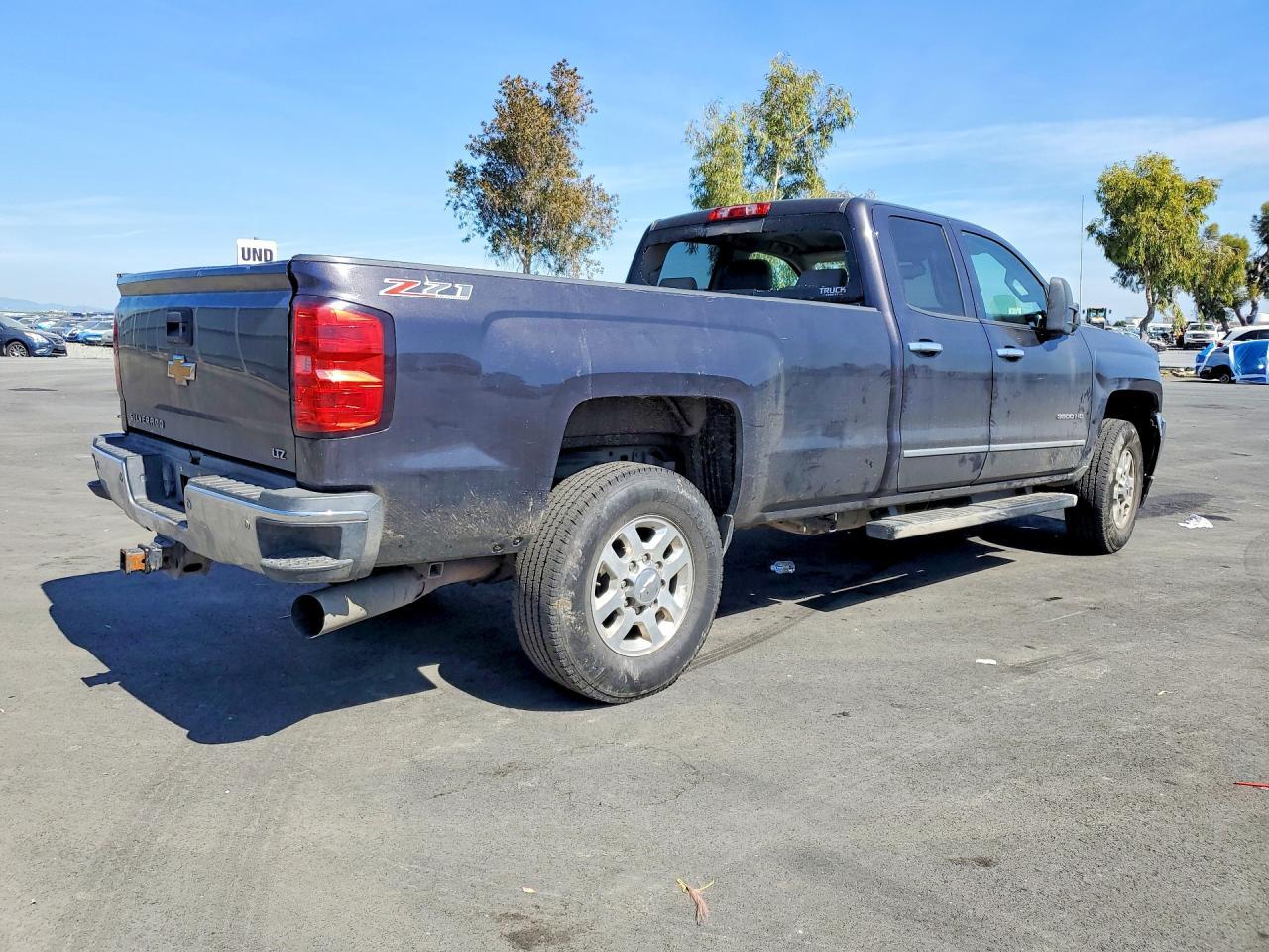 2015 Chevrolet Silverado K3500 Ltz - zdjęcie 3