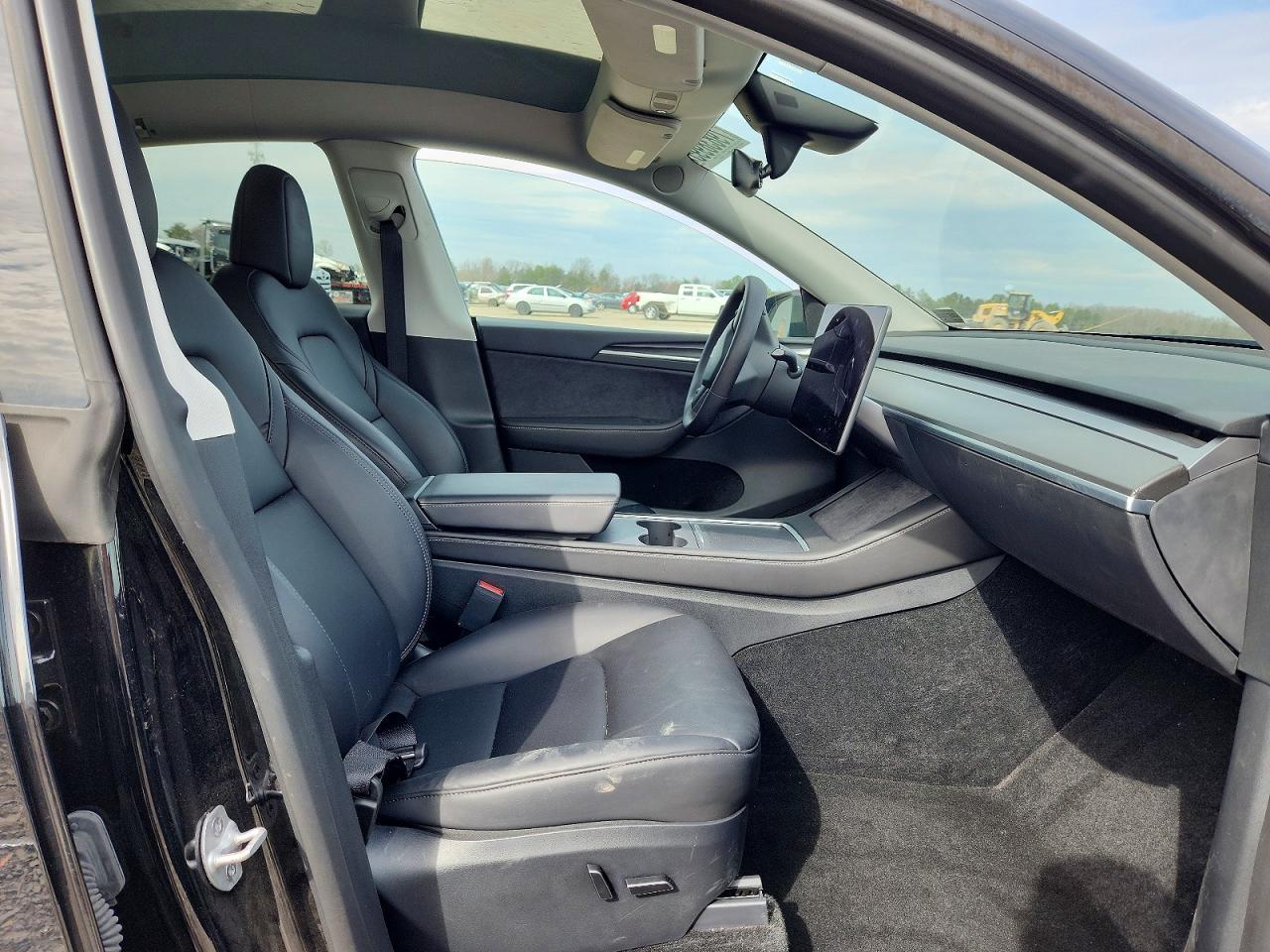 2023 Tesla Model Y - zdjęcie 11