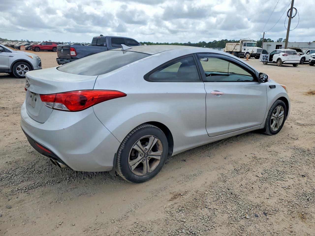 2013 Hyundai Elantra Coupe Gs - zdjęcie 3