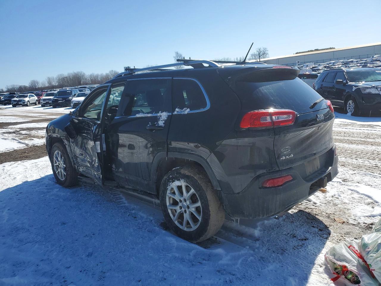 2015 Jeep Cherokee Latitude - zdjęcie 2