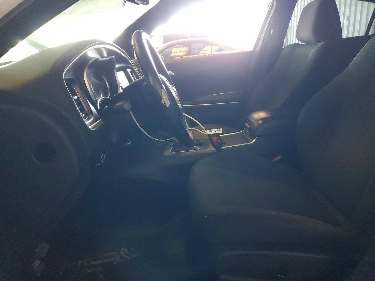 2015 Dodge Charger Sxt - zdjęcie 7