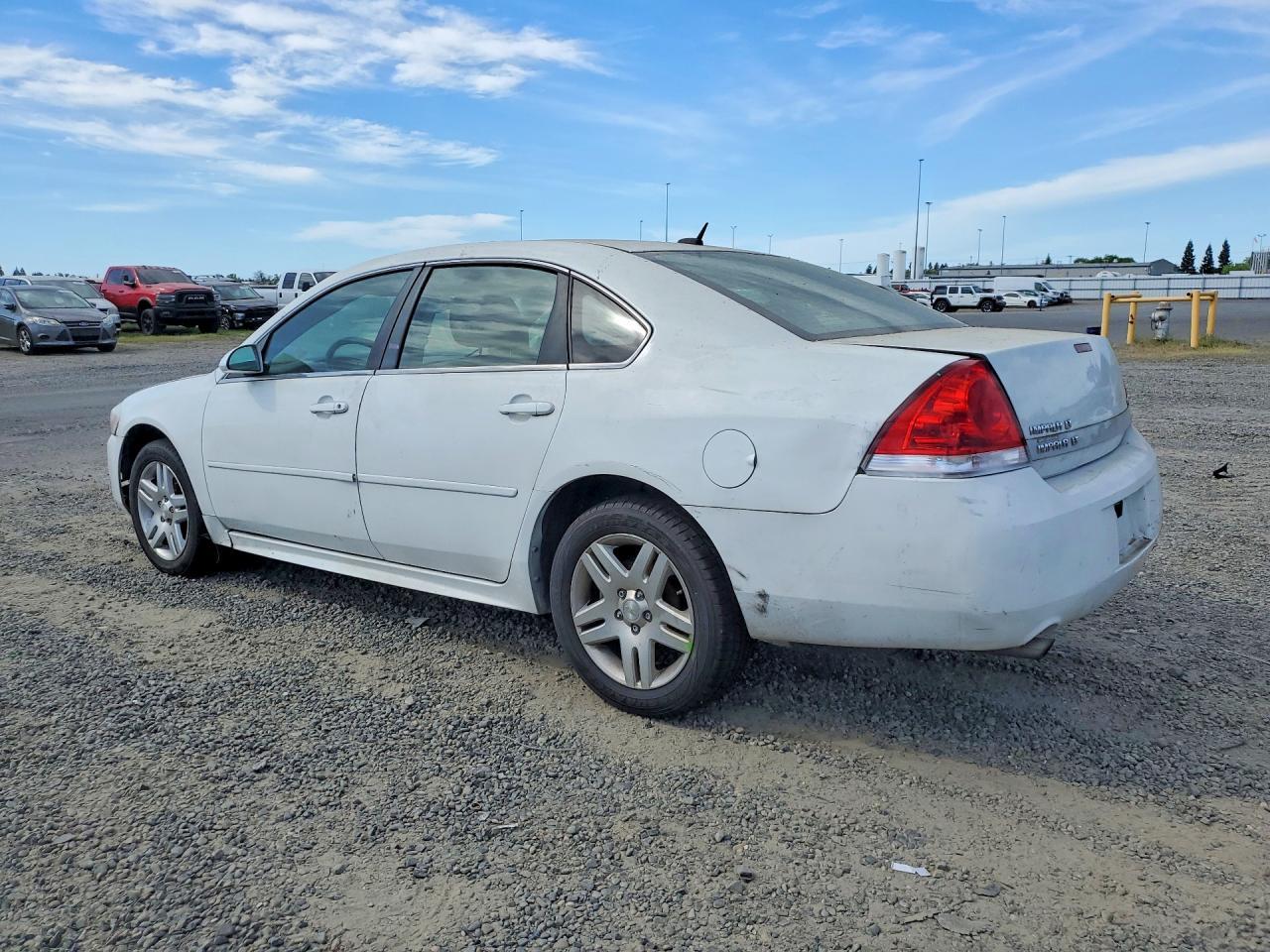 2016 Chevrolet Impala Limited Lt - zdjęcie 2