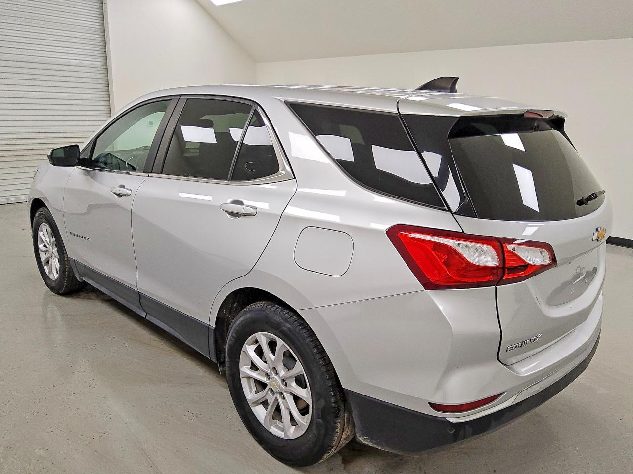 2021 Chevrolet Equinox Lt - zdjęcie 2