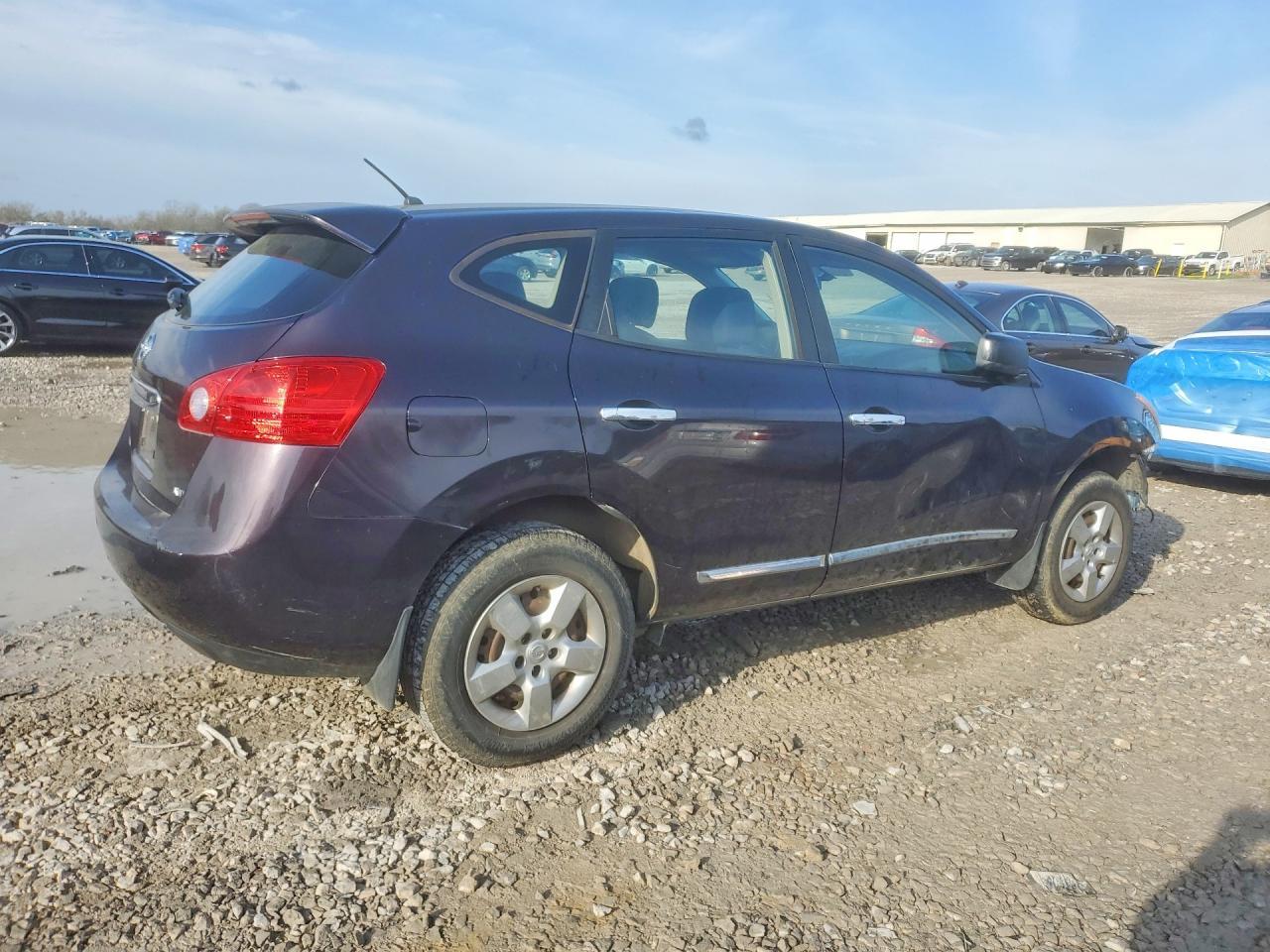 2013 Nissan Rogue S - zdjęcie 3