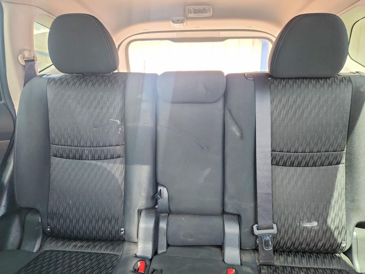 2017 Nissan Rogue S - zdjęcie 10