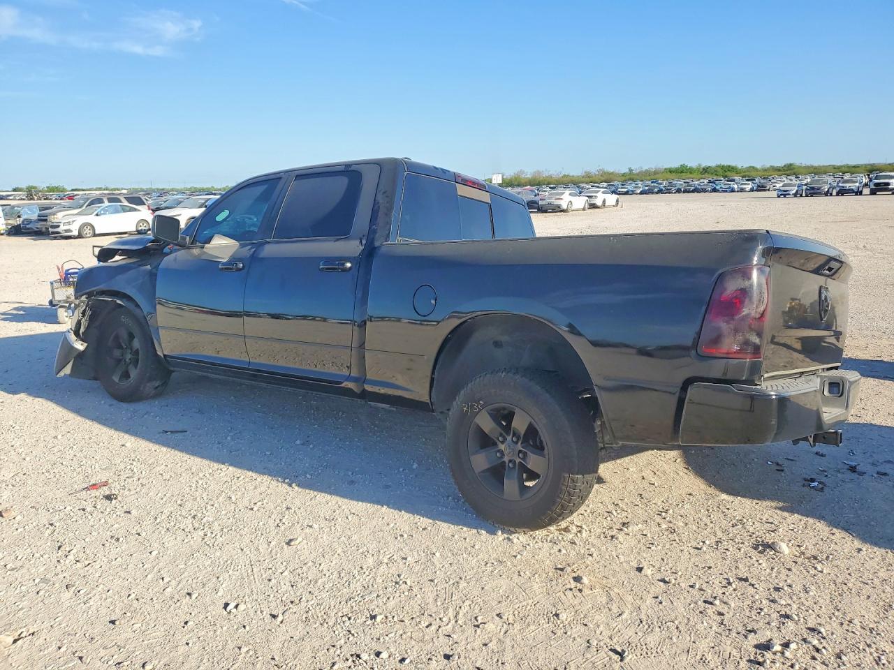 2019 Ram 1500 Classic Slt - zdjęcie 2
