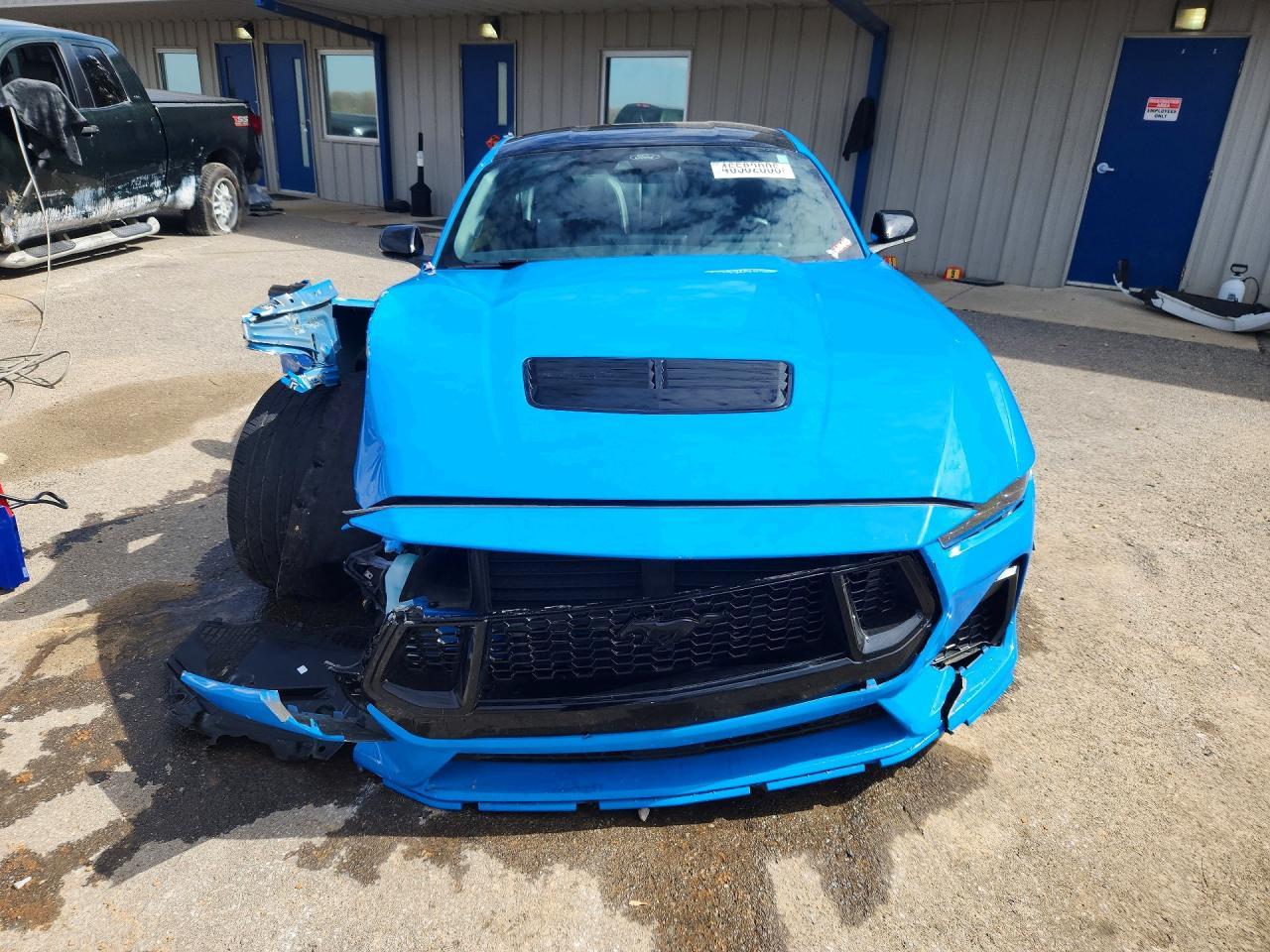 Ford Mustang - zdjęcie 5