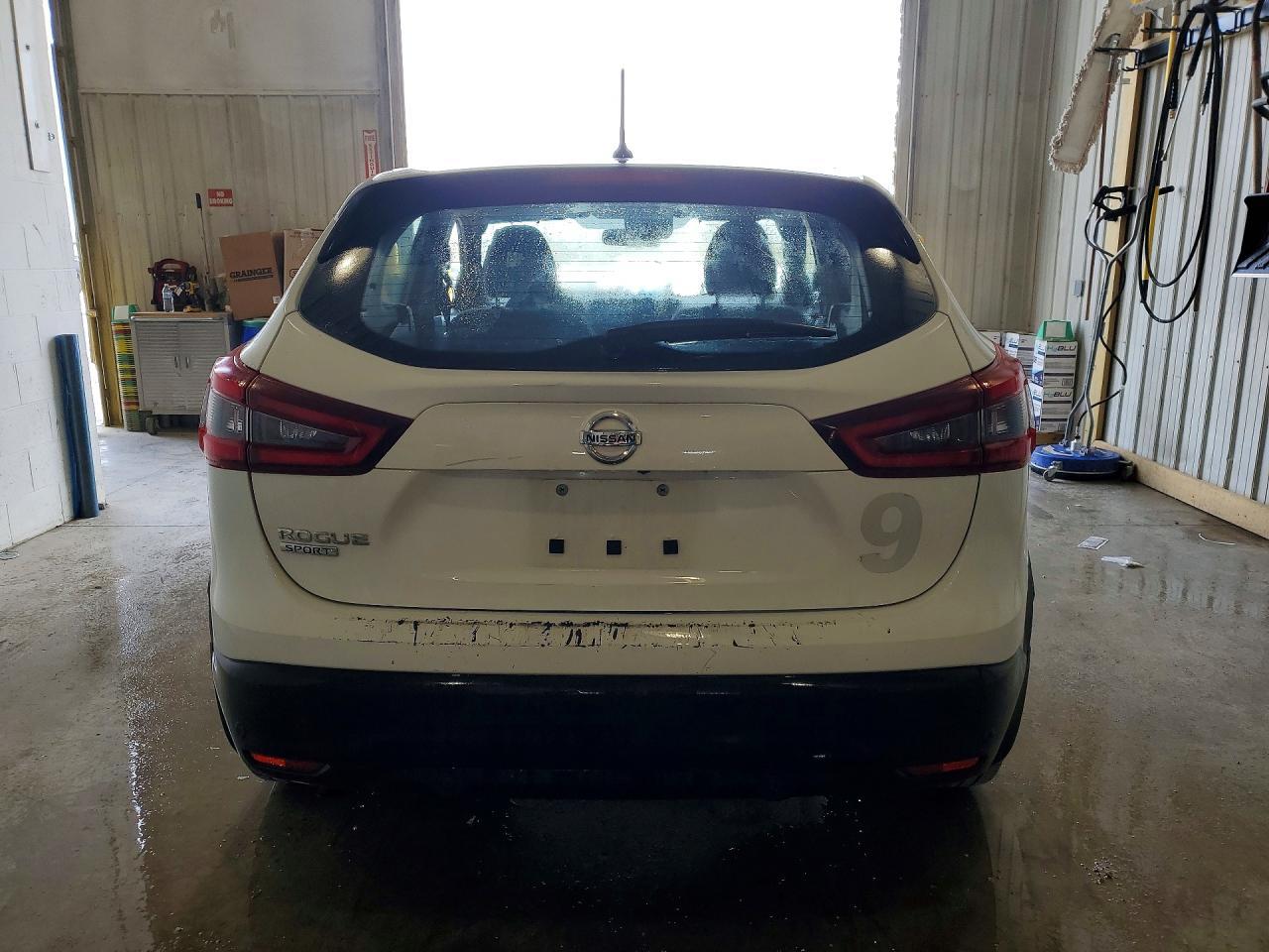 2022 Nissan Rogue Sport S - zdjęcie 6