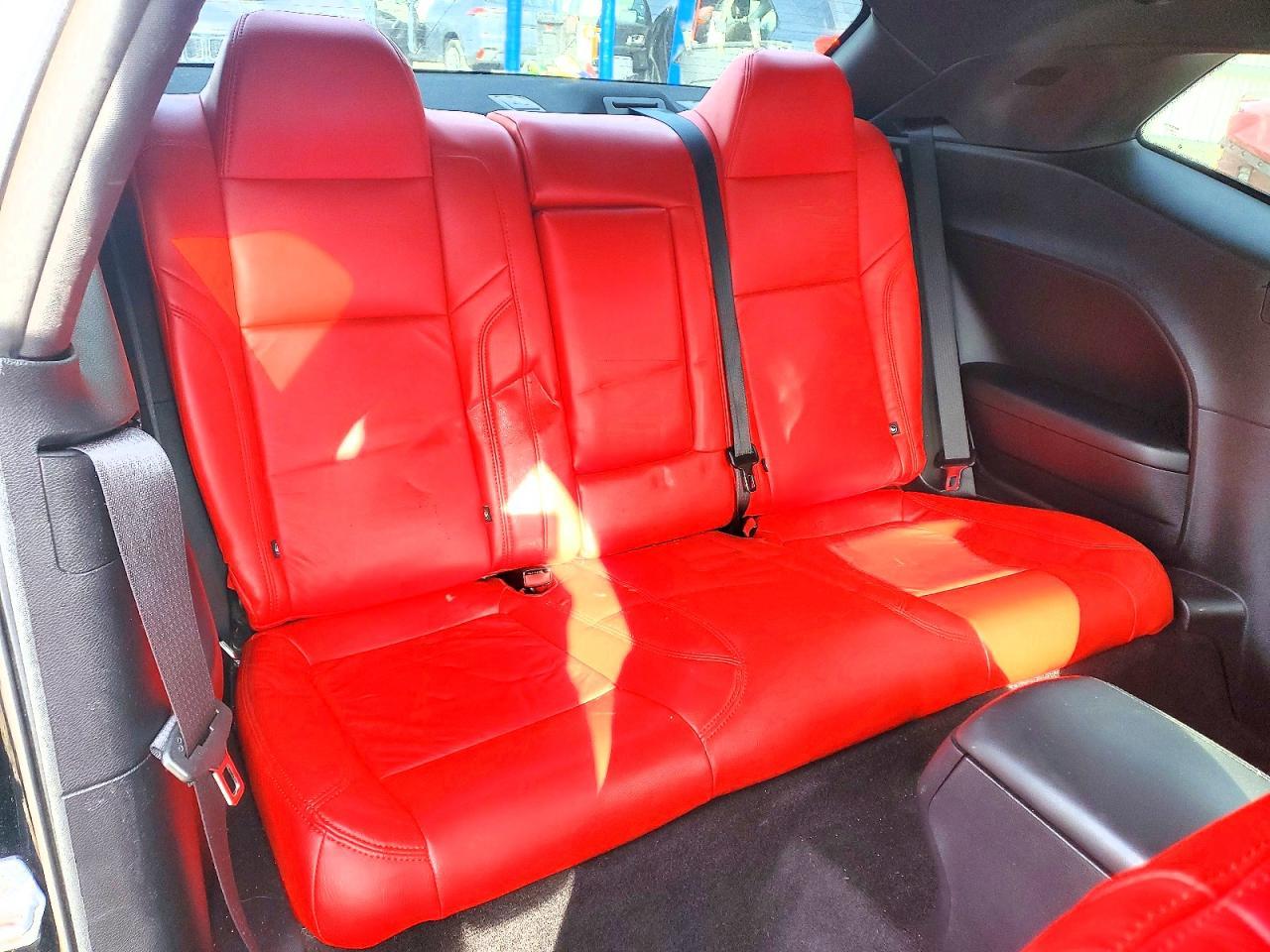 2016 Dodge Challenger Sxt - zdjęcie 10