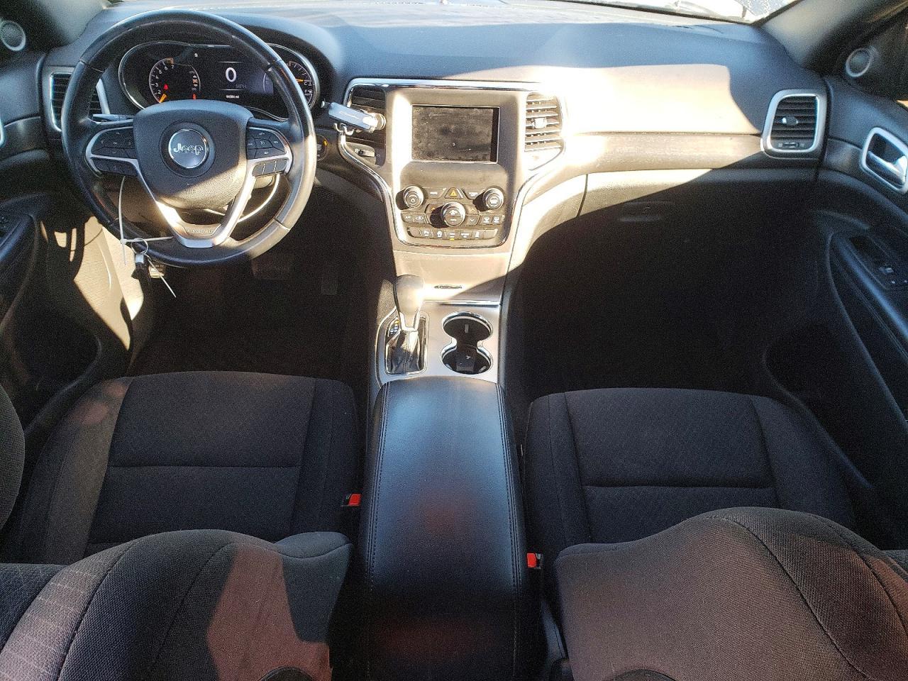 2018 Jeep Grand Cherokee Laredo - zdjęcie 8